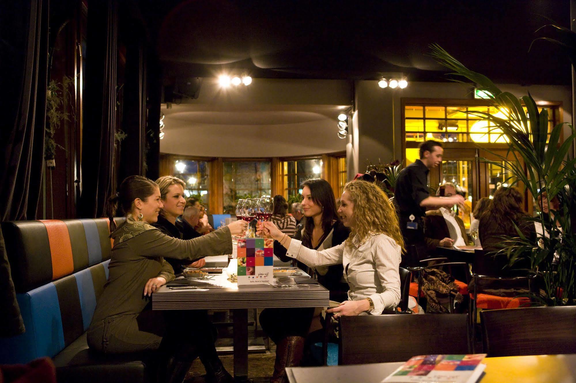 Boetiek Hotel Plein Vijf ドゥールネ エクステリア 写真